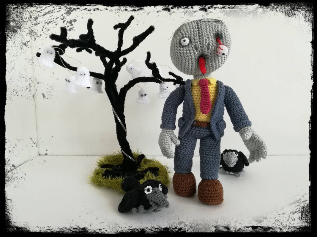 Zombie Waldemar mit Baum und Rabe (DE/EN)