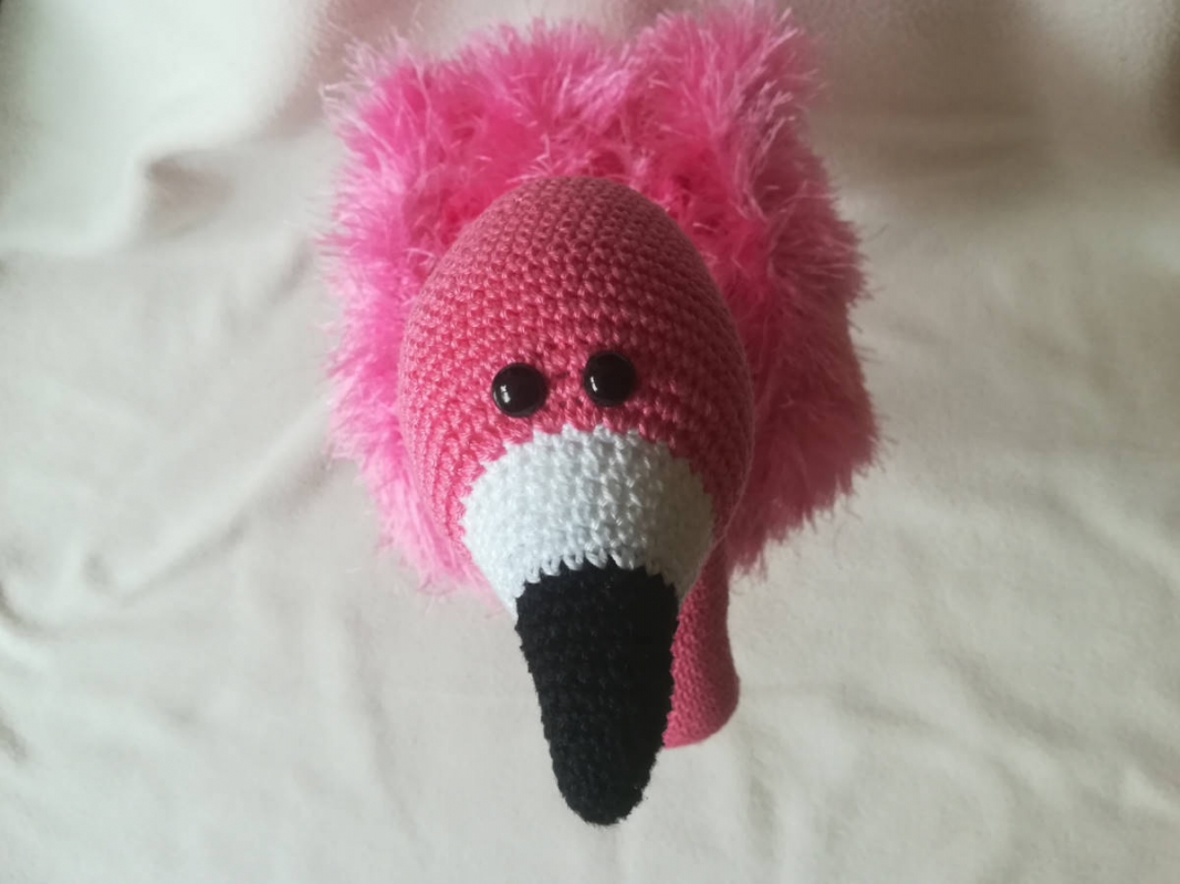 Flamingo Pablo (DE/EN)