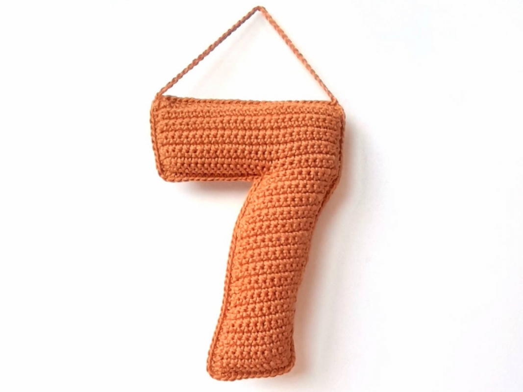 Nummer 7 (DE/EN)